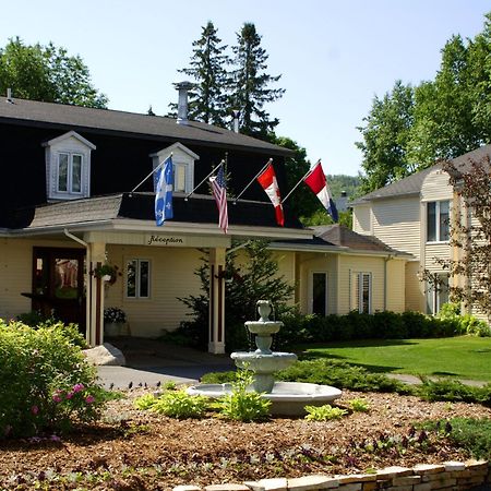 Relais St-Denis Hotel Saint-Sauveur-des-Monts Kültér fotó