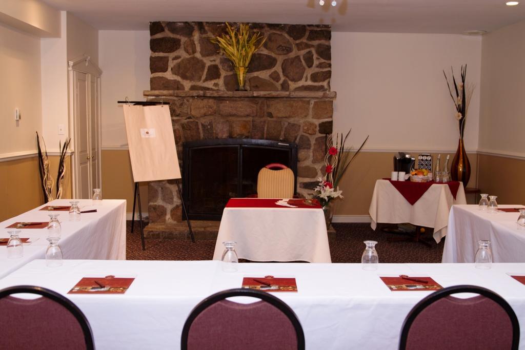Relais St-Denis Hotel Saint-Sauveur-des-Monts Kültér fotó