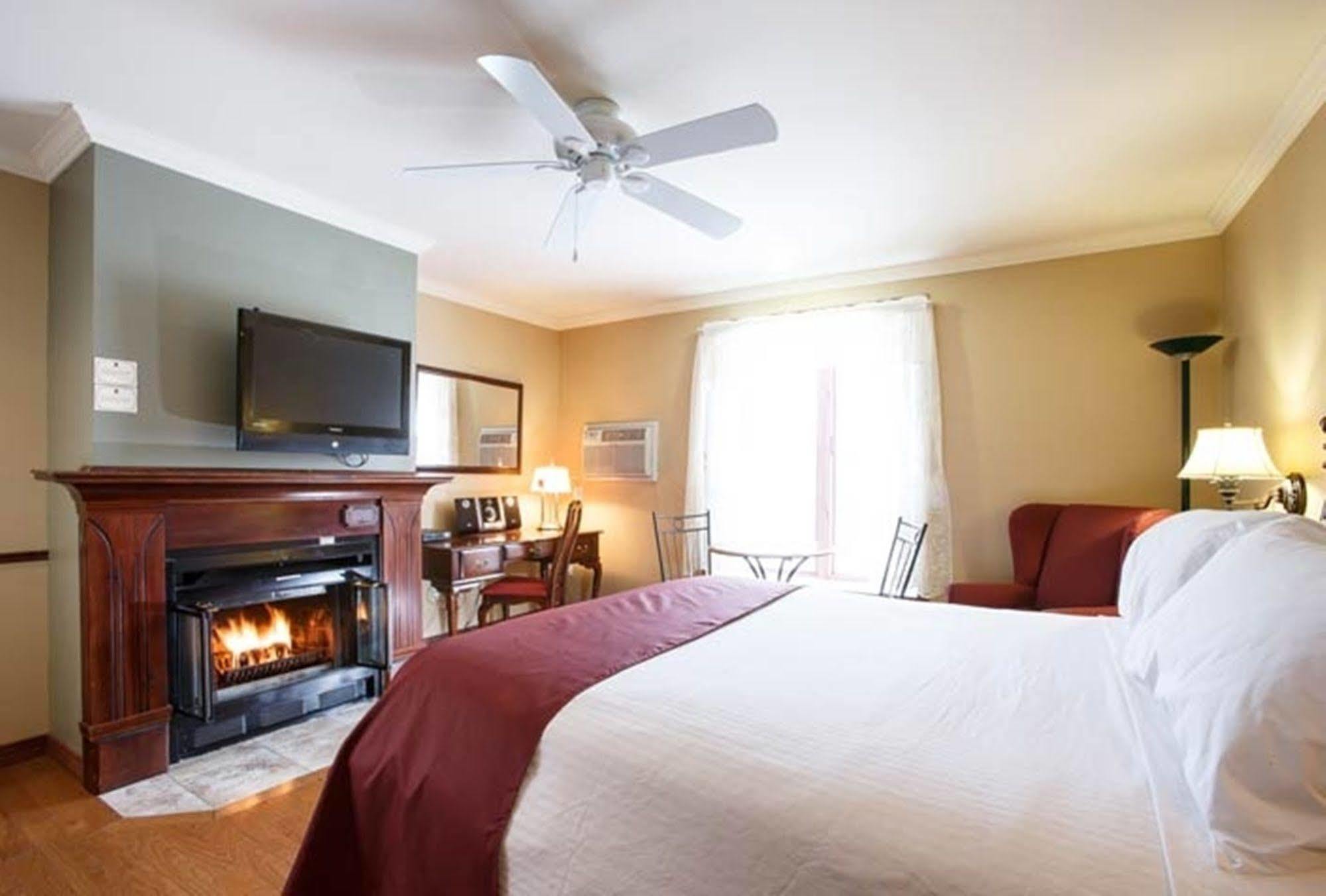 Relais St-Denis Hotel Saint-Sauveur-des-Monts Kültér fotó