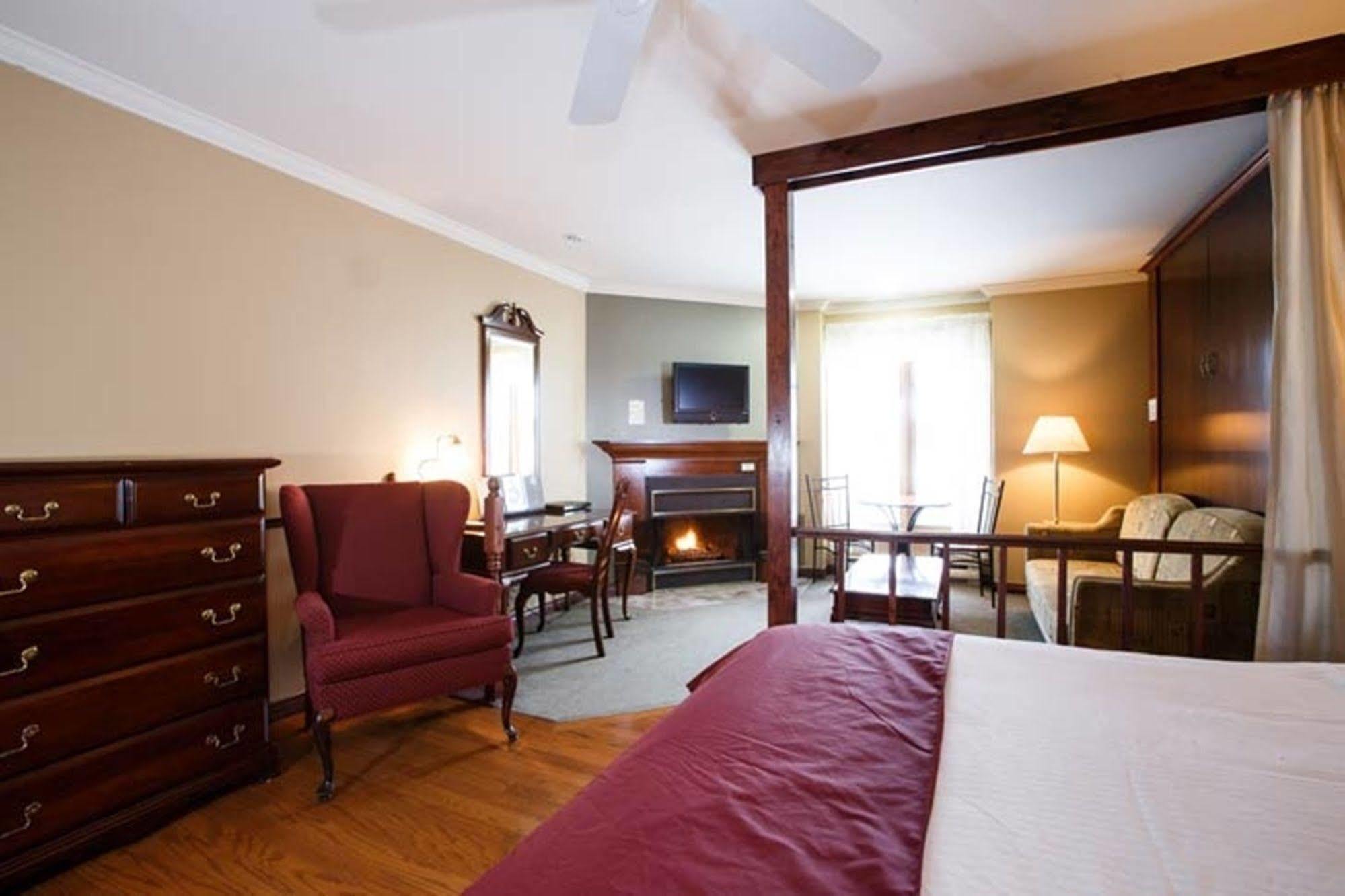 Relais St-Denis Hotel Saint-Sauveur-des-Monts Kültér fotó